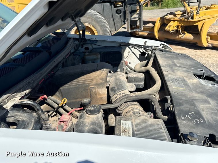 image for item EJ8942 2008 Chevrolet  Silverado 1500 Ext. Cab pickup truck