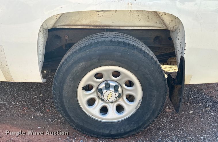 image for item EJ8942 2008 Chevrolet  Silverado 1500 Ext. Cab pickup truck