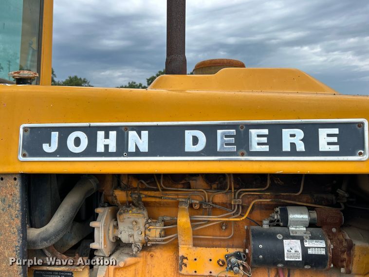 image for item EK3013 1973 John Deere 570A rigid frame motor grader