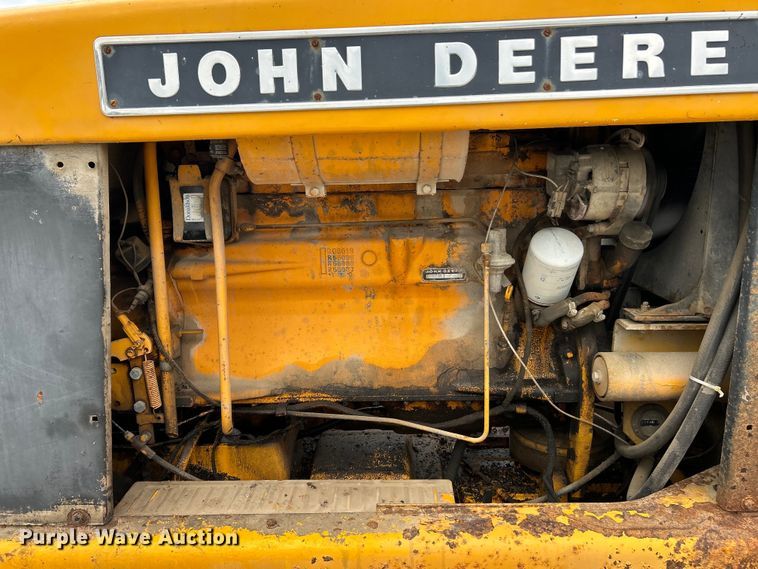 image for item EK3013 1973 John Deere 570A rigid frame motor grader