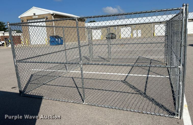 image for item EK3077 Dog kennel