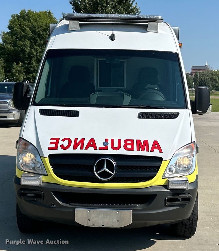 image for item EK3242 2012 Mercedes Benz  Sprinter 2500 ambulance