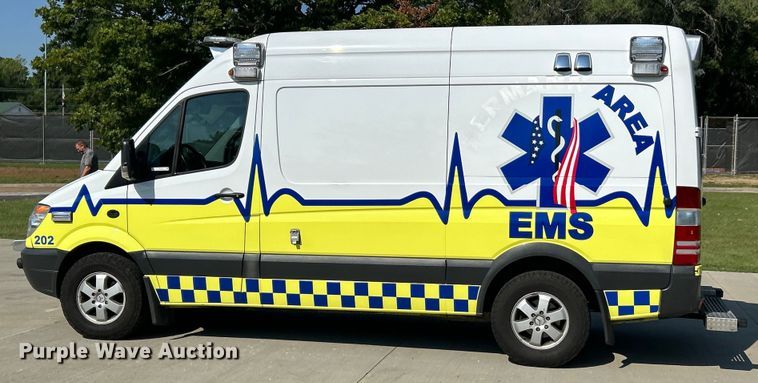 image for item EK3242 2012 Mercedes Benz  Sprinter 2500 ambulance