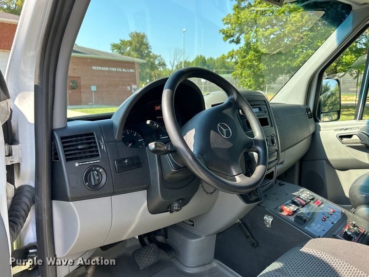 image for item EK3242 2012 Mercedes Benz  Sprinter 2500 ambulance