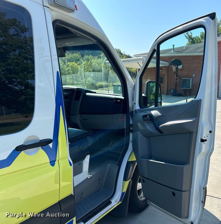 image for item EK3242 2012 Mercedes Benz  Sprinter 2500 ambulance