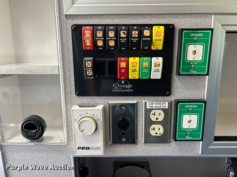 image for item EK3242 2012 Mercedes Benz  Sprinter 2500 ambulance