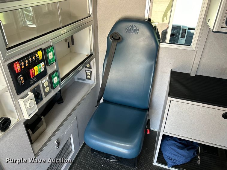 image for item EK3242 2012 Mercedes Benz  Sprinter 2500 ambulance