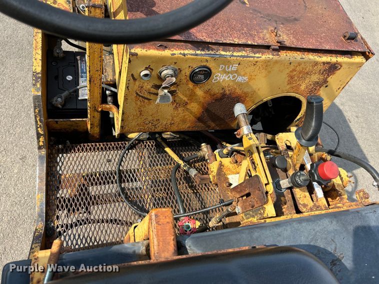 image for item EK3244 Mauldin 4000WS double drum roller