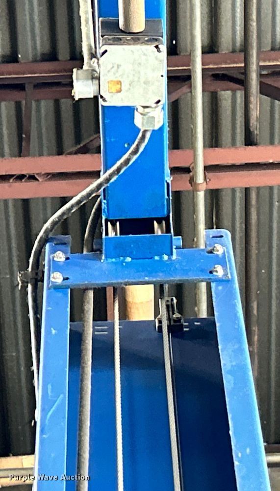 image for item EK3245 Rotary  SPO12-12 two post automotive lift