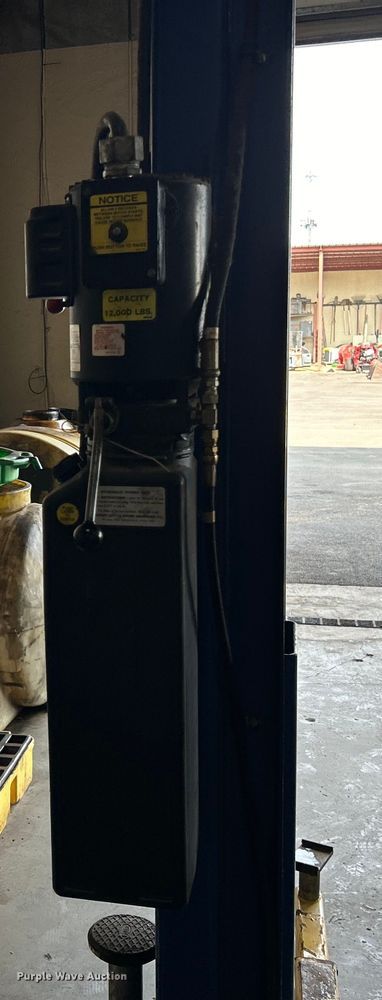 image for item EK3245 Rotary  SPO12-12 two post automotive lift