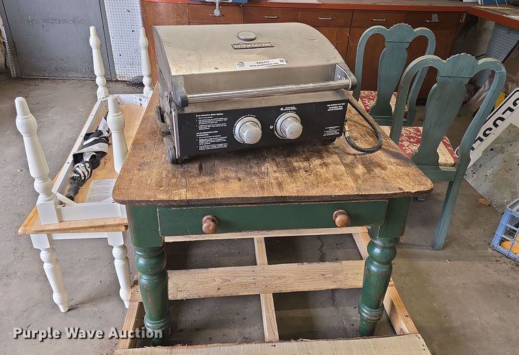 image for item EK6375 Furniture