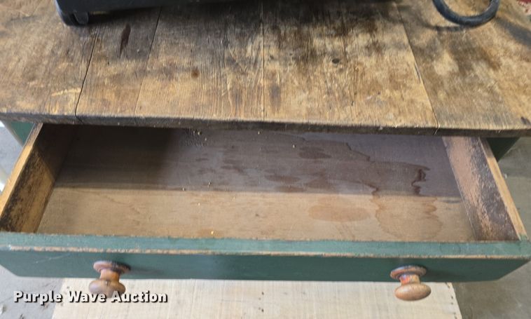 image for item EK6375 Furniture