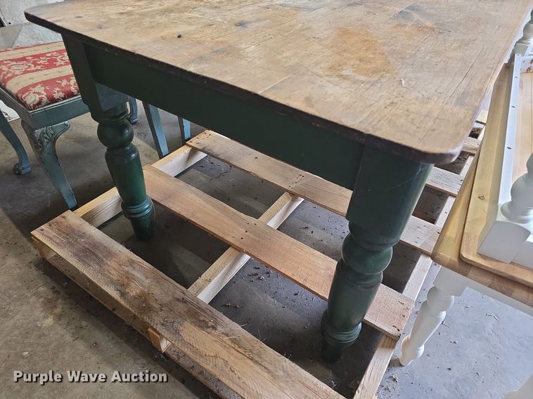 image for item EK6375 Furniture