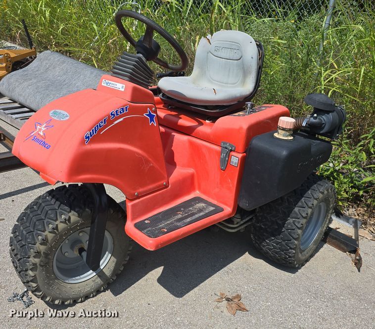 image for item EK6379 2010 Smithco Super Star bunker rake