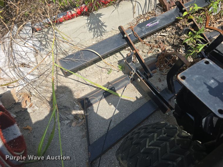 image for item EK6379 2010 Smithco Super Star bunker rake