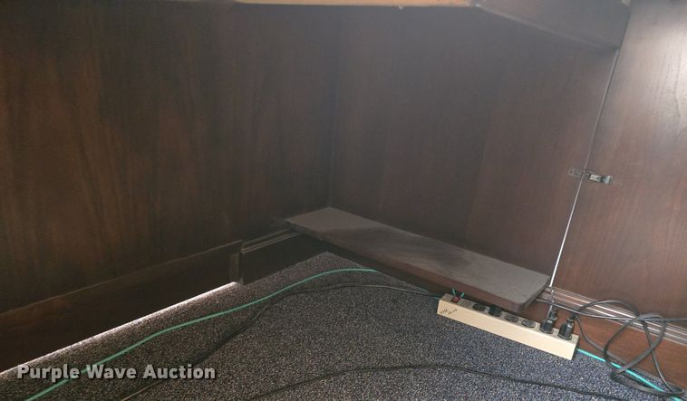 image for item EK6389 L-shaped desk