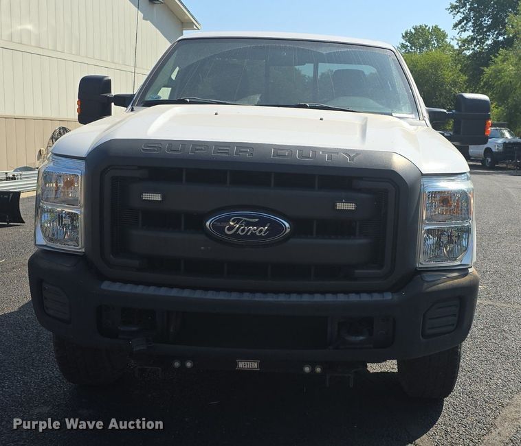 image for item EK6419 2015 Ford F250 Super Duty pickup truck