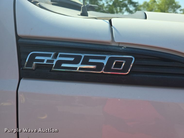 image for item EK6419 2015 Ford F250 Super Duty pickup truck