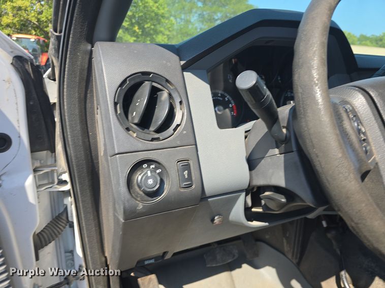 image for item EK6419 2015 Ford F250 Super Duty pickup truck