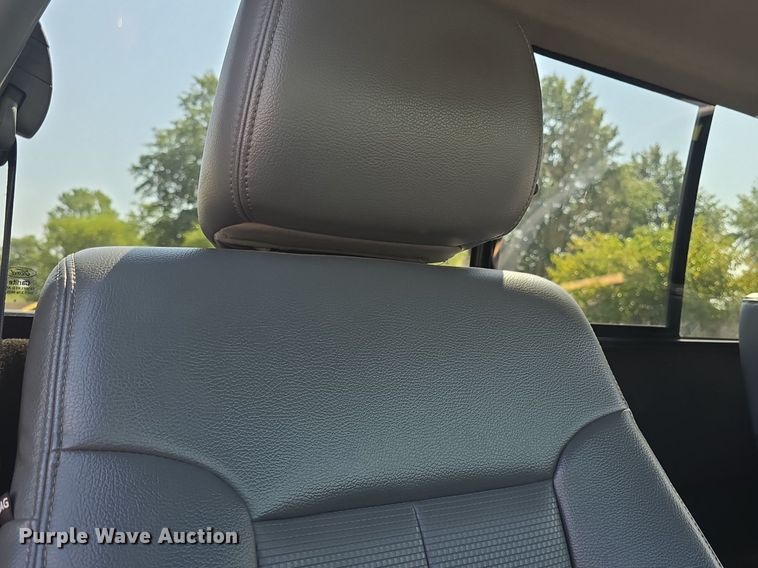 image for item EK6419 2015 Ford F250 Super Duty pickup truck