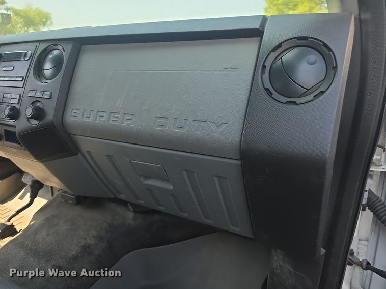 image for item EK6419 2015 Ford F250 Super Duty pickup truck