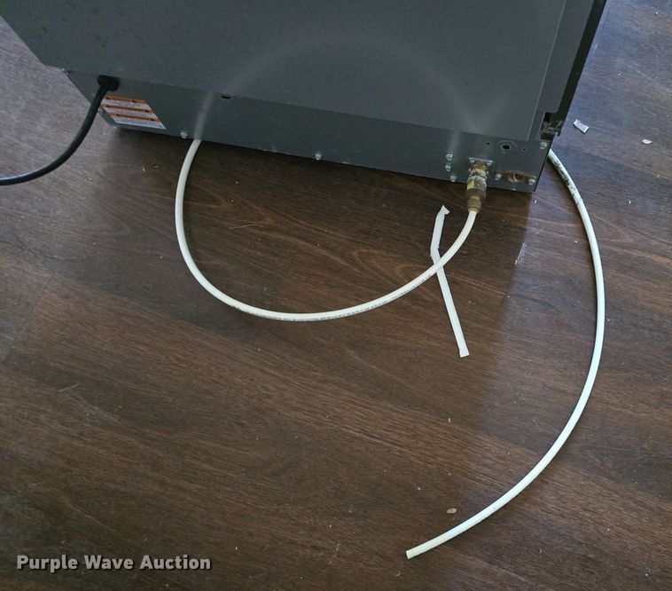 image for item EK6426 Manitowoc URF0140A-161B ice machine