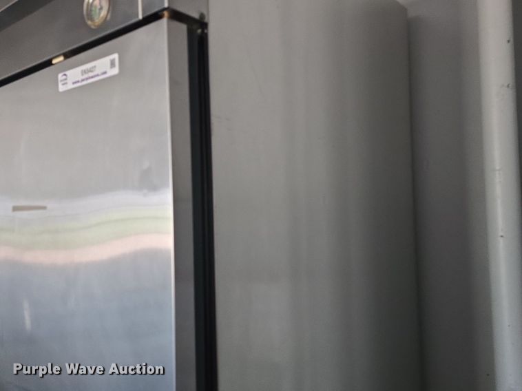 image for item EK6427 True T72 refrigerator