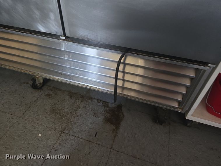 image for item EK6427 True T72 refrigerator