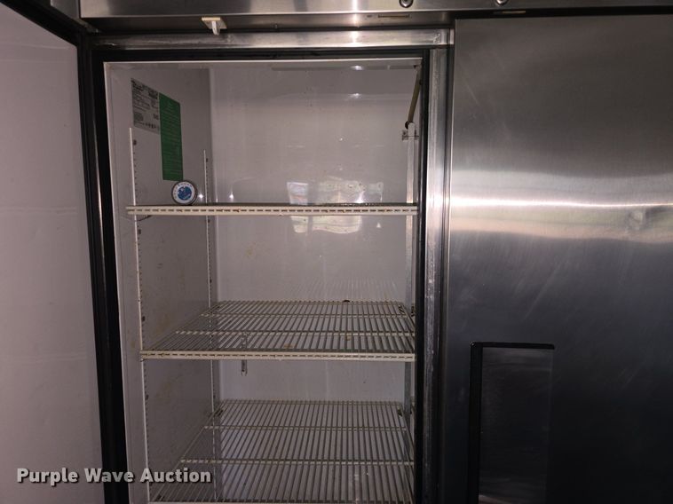 image for item EK6427 True T72 refrigerator