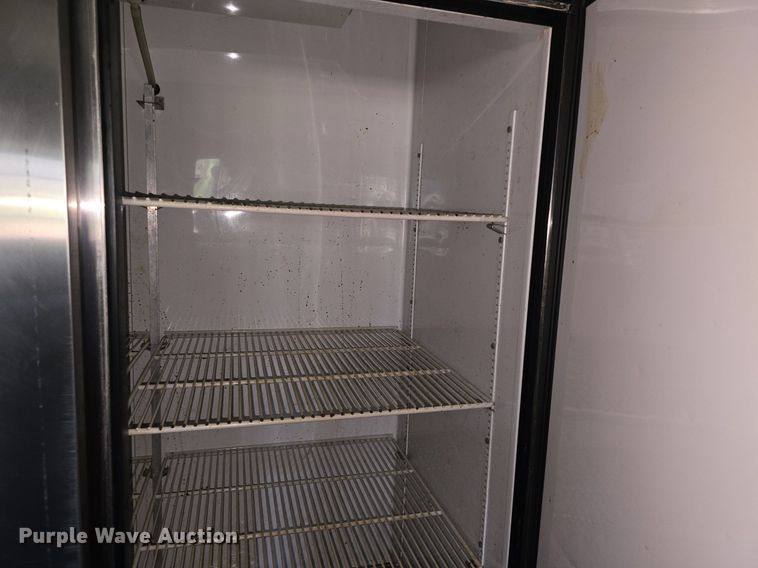 image for item EK6427 True T72 refrigerator