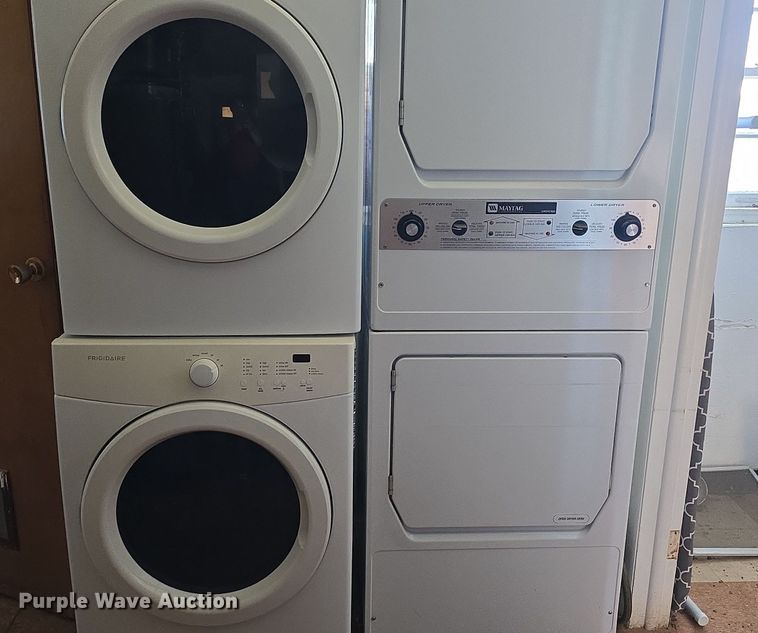 image for item EK6431 Washers and dryers