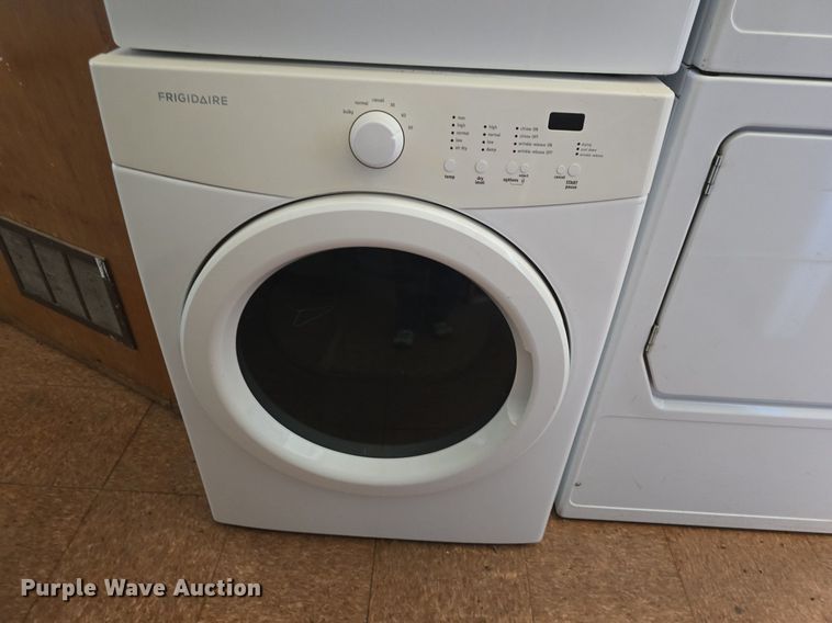 image for item EK6431 Washers and dryers