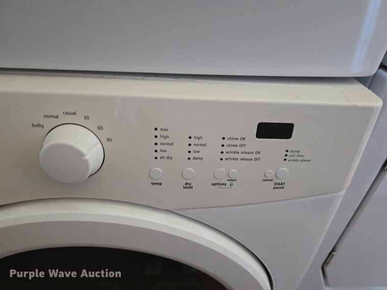 image for item EK6431 Washers and dryers