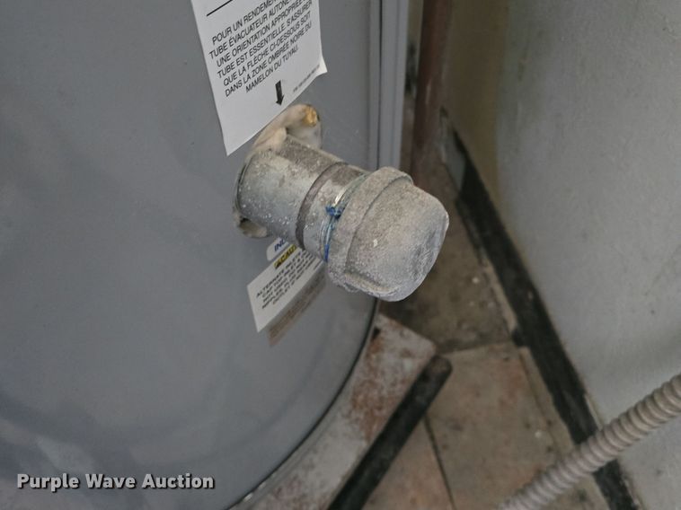 image for item EK6432 2020 State Industries SBD-81-199NE 118 water heater