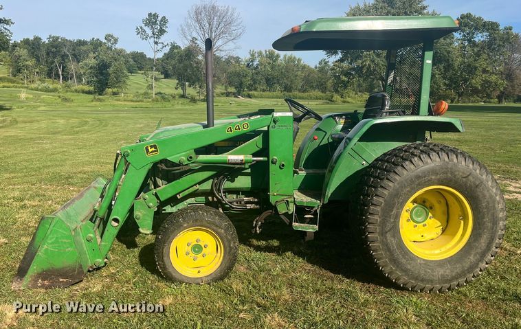 image for item EK8960 1994 John Deere 1070 MFWD tractor