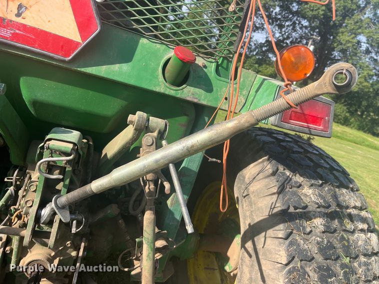 image for item EK8960 1994 John Deere 1070 MFWD tractor