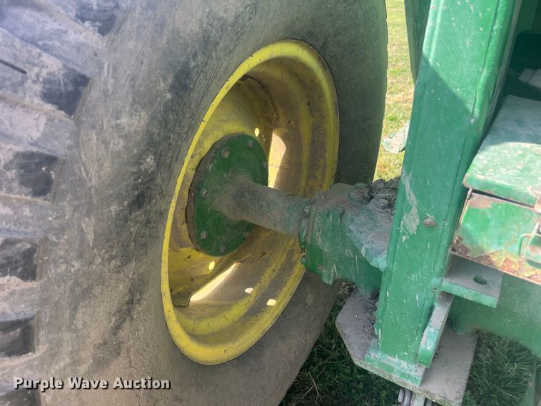 image for item EK8960 1994 John Deere 1070 MFWD tractor