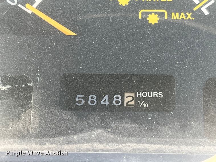 image for item EK8960 1994 John Deere 1070 MFWD tractor