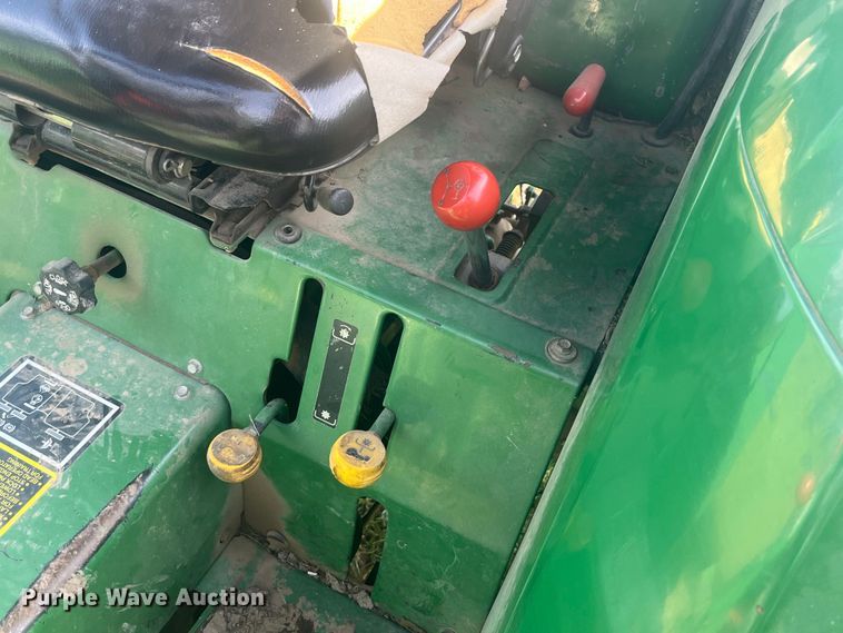 image for item EK8960 1994 John Deere 1070 MFWD tractor