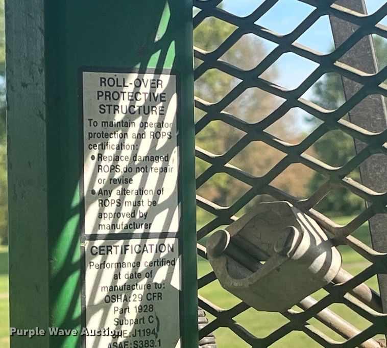 image for item EK8960 1994 John Deere 1070 MFWD tractor