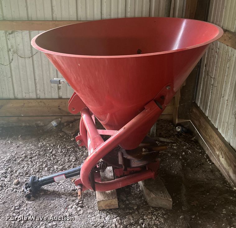 image for item EK8962 Behlen Country spreader