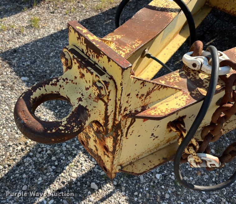 image for item EK8963 1997 Towmaster 0C-20 equipment trailer