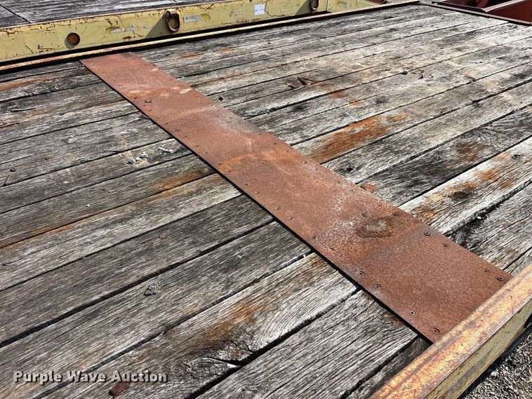 image for item EK8963 1997 Towmaster 0C-20 equipment trailer