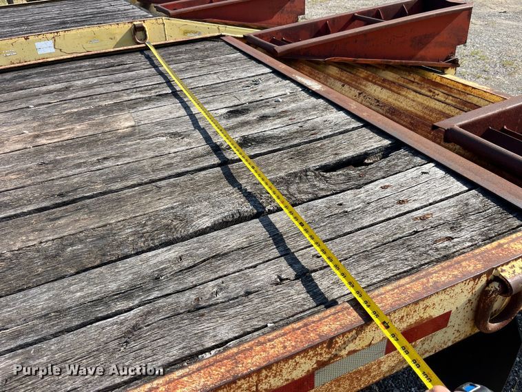 image for item EK8963 1997 Towmaster 0C-20 equipment trailer