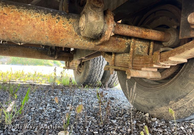 image for item EK8963 1997 Towmaster 0C-20 equipment trailer