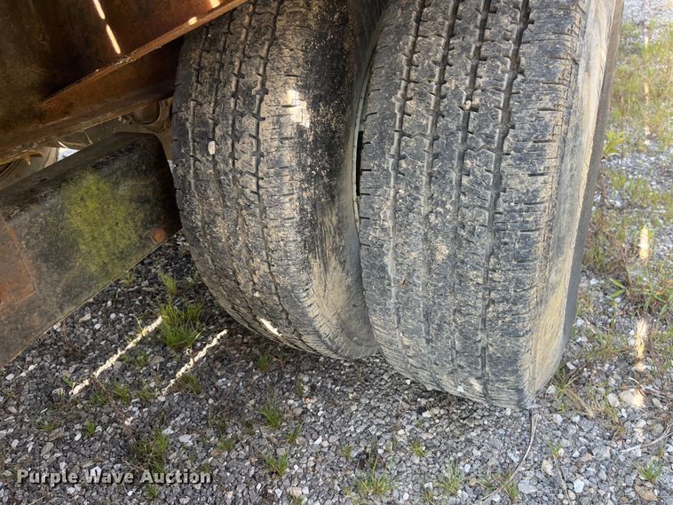 image for item EK8963 1997 Towmaster 0C-20 equipment trailer