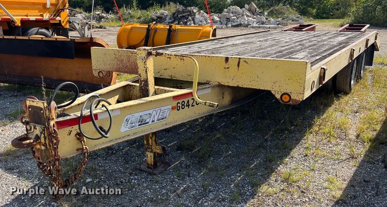 image for item EK8964 1997 Towmaster 0C-20 equipment trailer