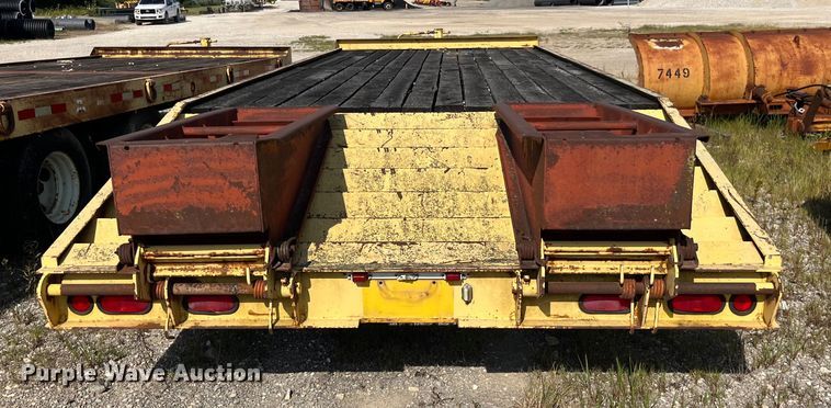 image for item EK8964 1997 Towmaster 0C-20 equipment trailer