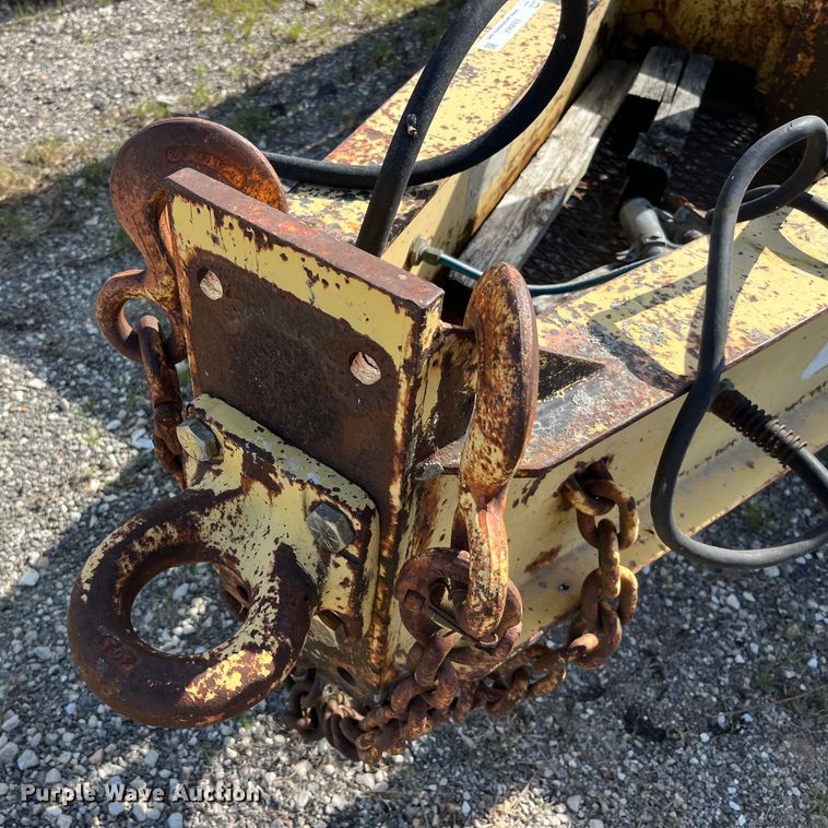 image for item EK8964 1997 Towmaster 0C-20 equipment trailer