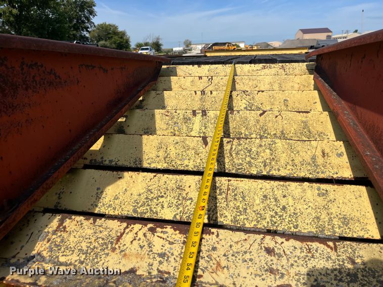 image for item EK8964 1997 Towmaster 0C-20 equipment trailer